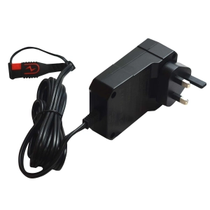 YUASA YCX1,5 1,5A 6V/12V ładowarka automatyczna
